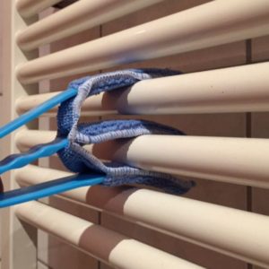 Hakenclip Handtuchhalter Röhrenheizkörper Bürste 02 Hakenclip Handtuchhalter Röhrenheizkörper Bürste 02